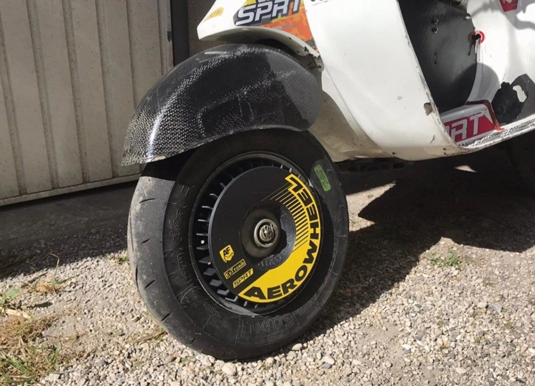 Hub Cap AF Parts AEROWHEEL 10" Rim | Vespa ET2/ET4 50-150cc Piaggio ZIP AF Parts 162.55 Falan Parts